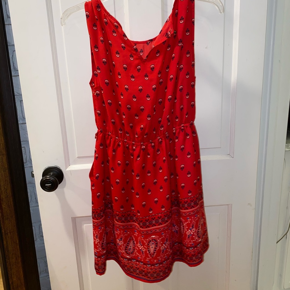 Red Dress - Picture 2 of 6